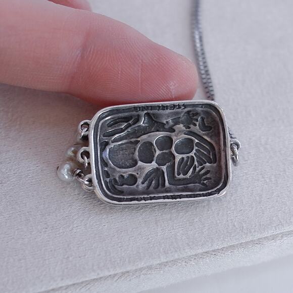 Artistic 925 Silver Mermaid Pendant Necklace And Box Chain - Picture 7 of 8